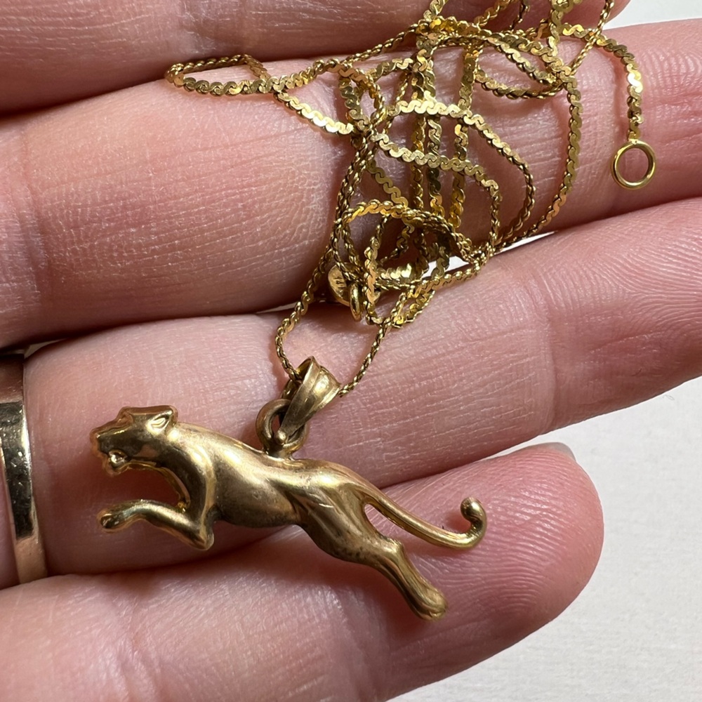 14K Yellow Gold Panther Pendant Necklace